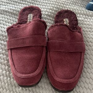 Brand new never worn Lucky Brand Burgundy Suede Loafers